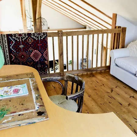 Holiday home Blackbird Studio